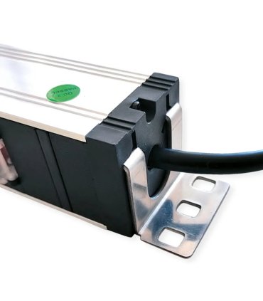 Regleta 19" 1U 7 Schuko Con Interruptor y protección sobrecarga. Alumi