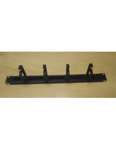 Panel 19" 1U Pasa Hilos Cepillo +  guia cables 5 Anillas de 7 cm.