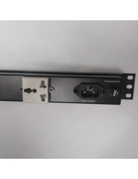 Termostato digital para el control de temperatura en los rack 1u