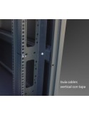 Rack 19" 32U 800x800 detalle perfiles verticales