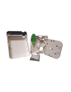 Caja FTTH con 1 conector SC Simplex y pigtail de 1metro y tapa protectora